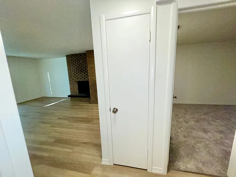8909 E Liberty Ave — Photo 15