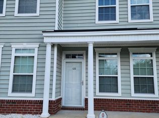 122 Governors Blvd, Hinesville, GA 31313