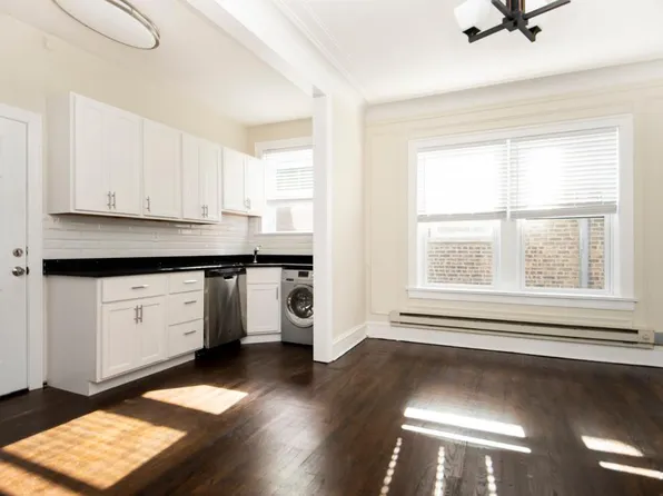 327 Kedzie Ave #2, Evanston, IL 60202