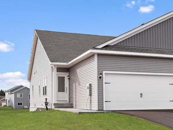 39815 Fallbrook Ave, North Branch, MN 55056