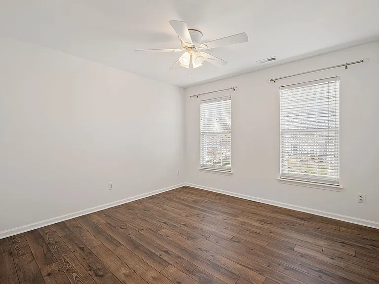 9718 Mitchell Glen Dr — Photo 23
