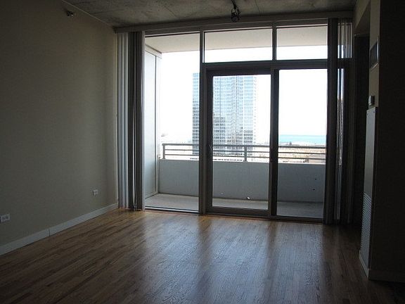 2nd image of 1720 S Michigan Ave APT 1402