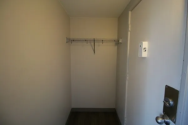 1671 N. Prospect Ave. — Photo 17