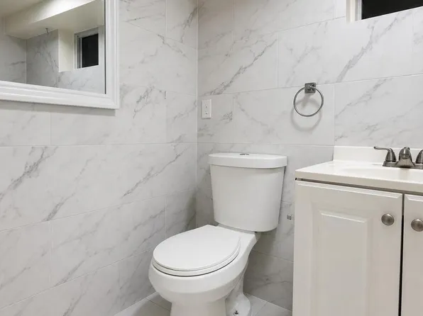 (undisclosed Address), Jamaica, NY 11433