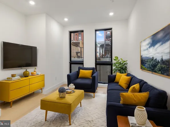 2007 Cambridge St, Philadelphia, PA