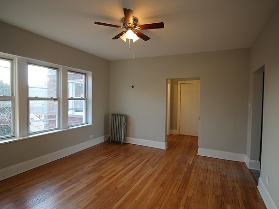 3rd image of 4324 N Bernard St #3B