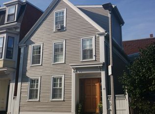 40 Bartlett St, Charlestown, MA 02129