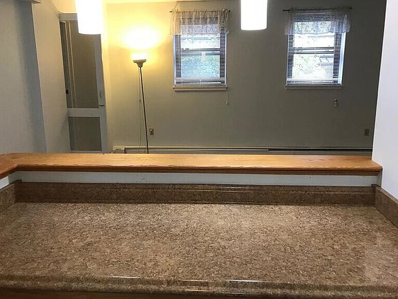 5th image of 10 Juniper St APT 33