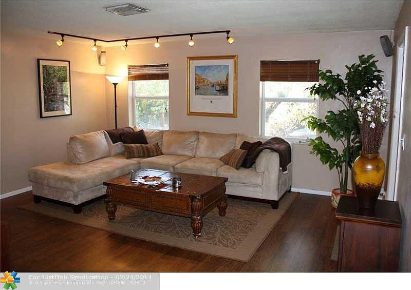 1st image of 1280 SE 2nd Ct APT 6