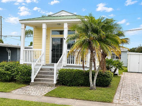 2nd image of 1415 Main St Lot 217