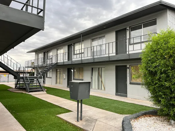 Sheraton Arms Apartments