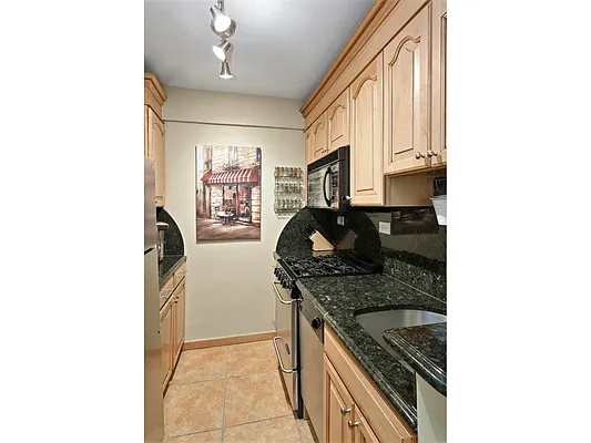 Rented by Level Group | media 6