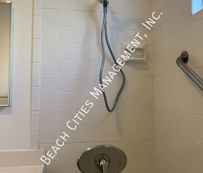 40 Glendora Ave — Photo 30