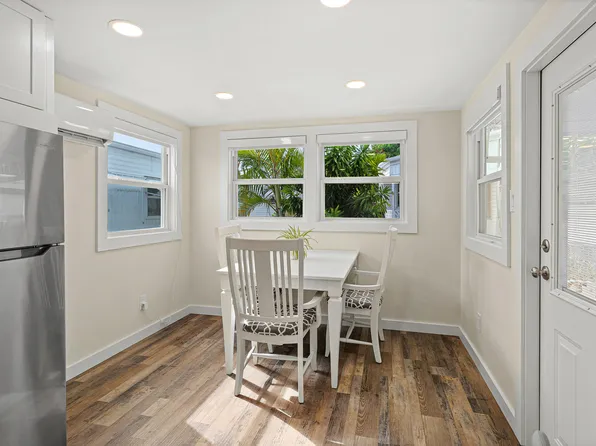 21 Bamboo Dr #Cd, Briny Breezes, FL 33435