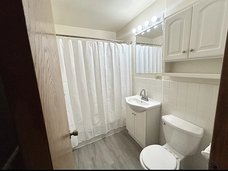 2390 7th St W — Photo 11