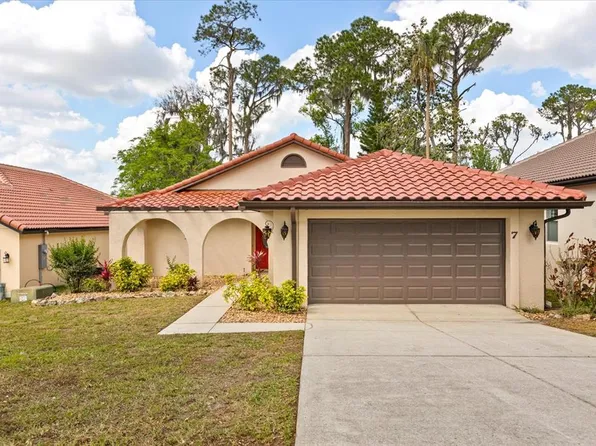 7 Forest Ln, Eustis, FL 32726
