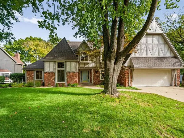 11004 W 120th Ter, Overland Park, KS 66213