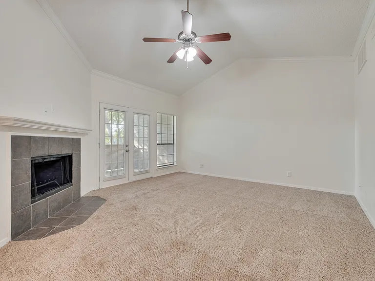 Creekview — Photo 9