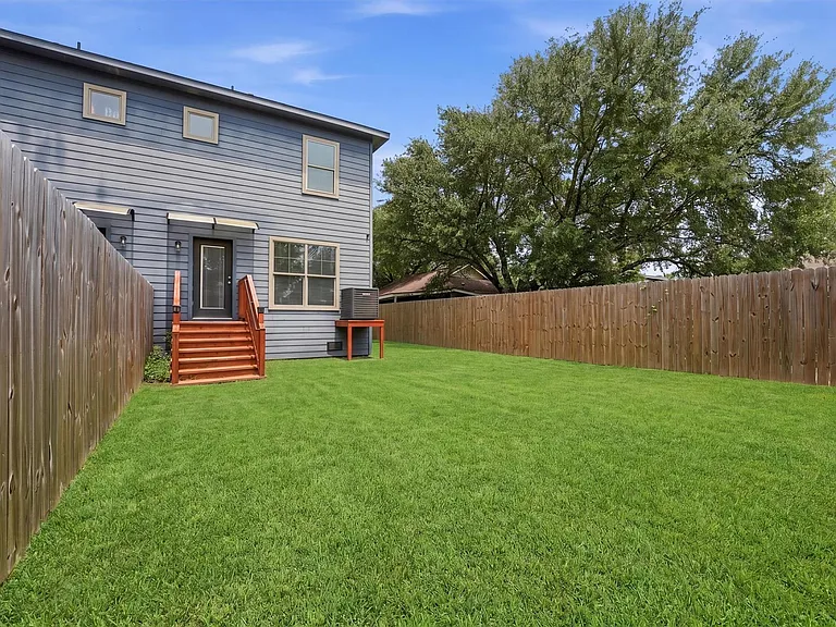 2336 Charles Rd #A — Photo 23