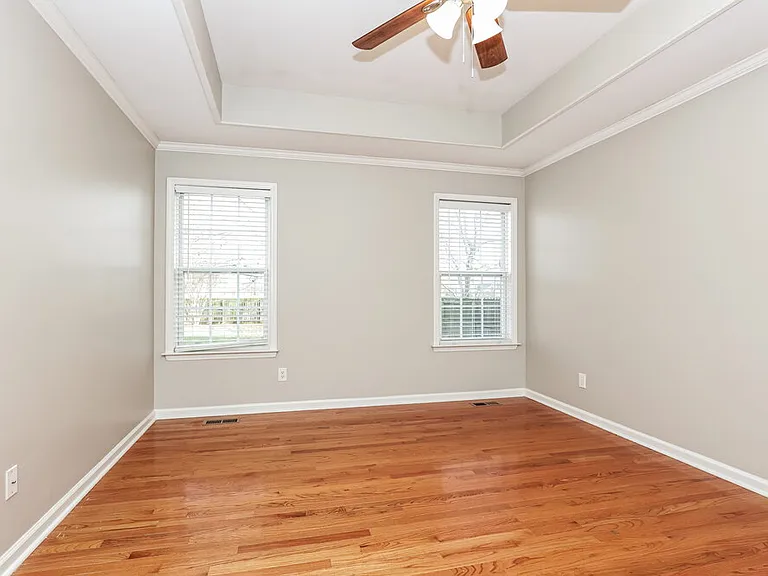 2306 Amber Glen Dr — Photo 10
