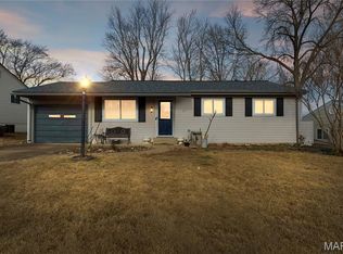 851 Morningside Ln, Arnold, MO 63010