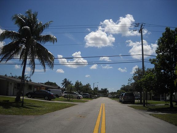 4th image of 7681 NW 11th St