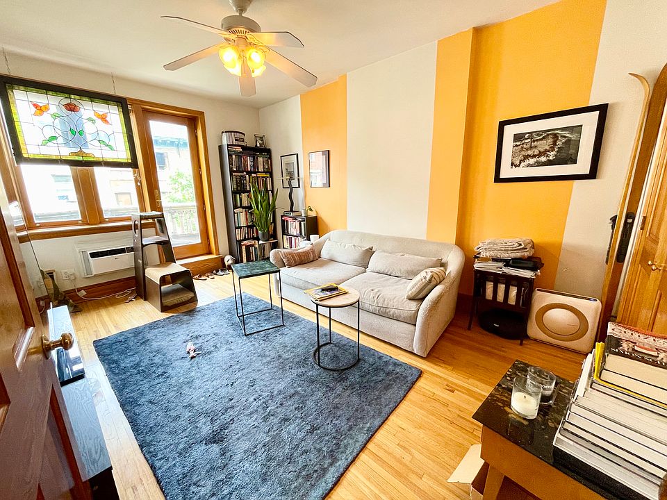 1st image of 330 W 76th St APT 4a