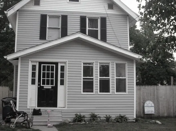 319 Lloyd St, Akron, OH 44301