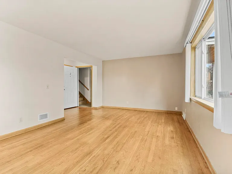 426 Rushmore Ln #3 — Photo 7