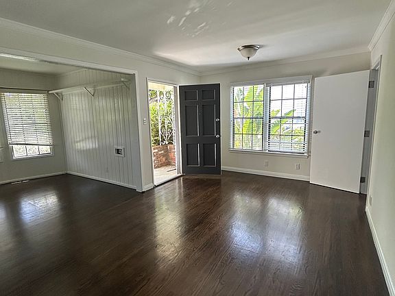 5th image of 4115 Chase Ave #4115
