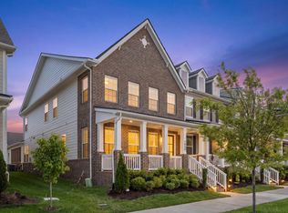 1043 Braidwood Ln, Franklin, TN 37064