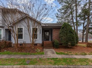 1000 Hempstede Dr, Zebulon, NC 27597