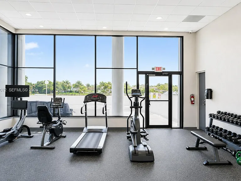 5838 Collins Ave #5G — Photo 23