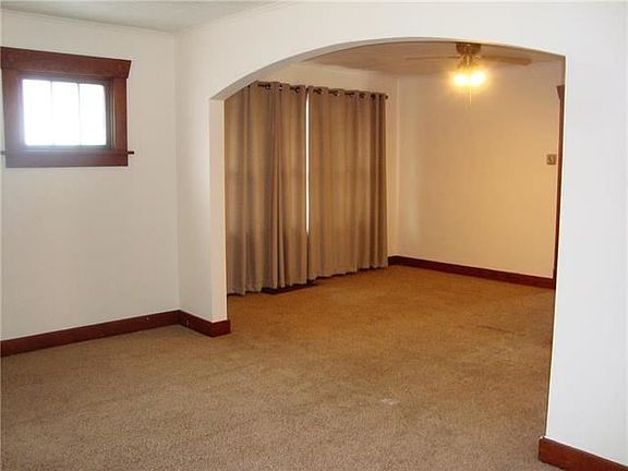 3rd image of 3117 Jules St