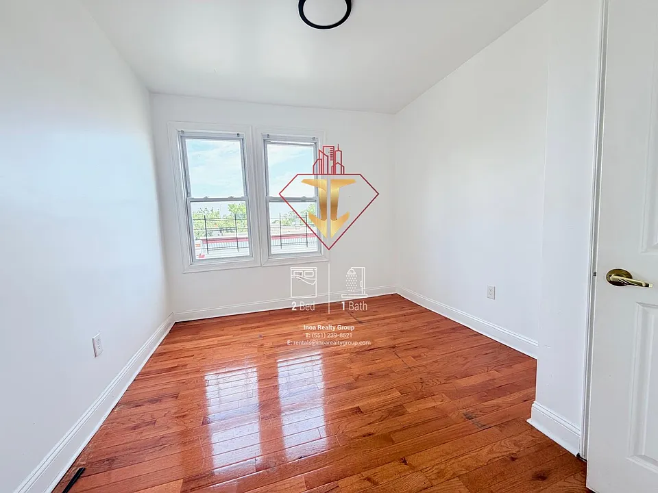 94 Woodlawn Ave #6