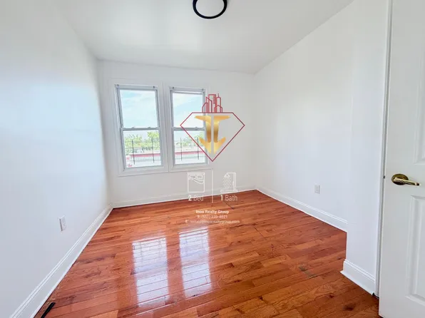 94 Woodlawn Ave APT 6, Jersey City, NJ 07305