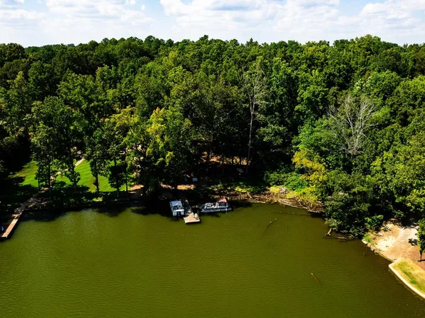 198 Julia Cir, Rogersville, AL 35652