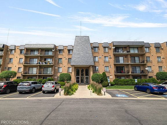 2nd image of 931 Arquilla Dr #134