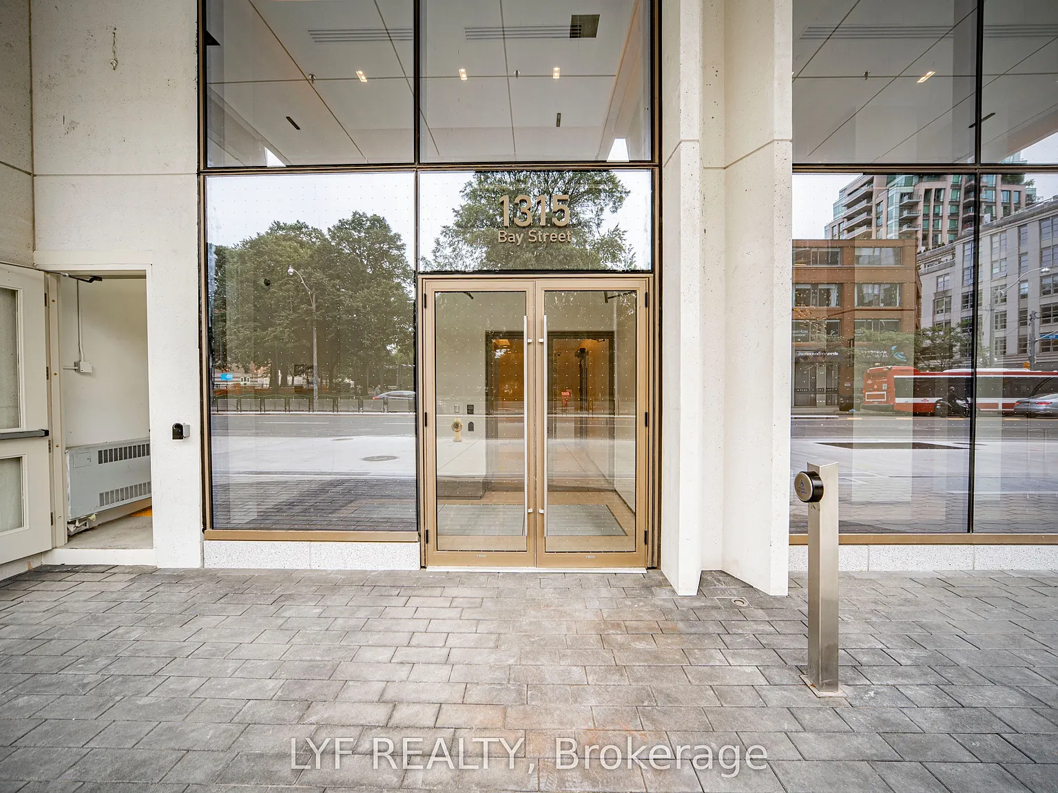 2 bed, $5,300 — Photo 4