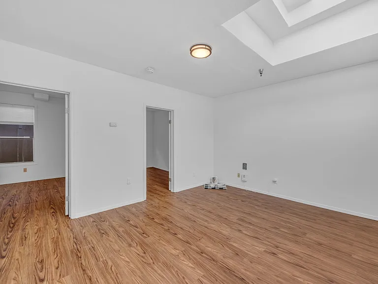 2602 6th Ave #2 — Photo 14