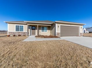 105 W D St, Olsburg, KS 66520