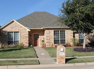 214 Nocona Dr, Waxahachie, TX 75165