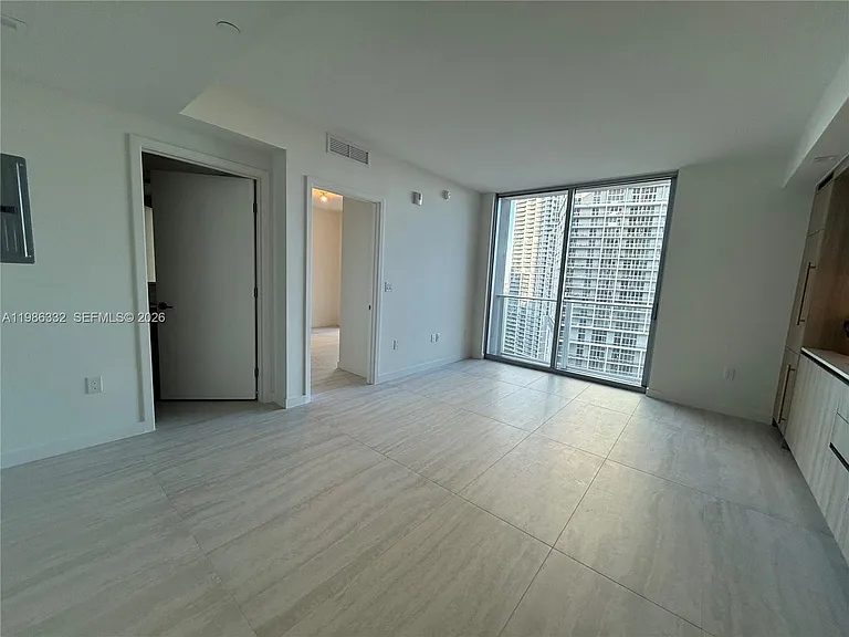 77 SE 5th St #2015 — Photo 28