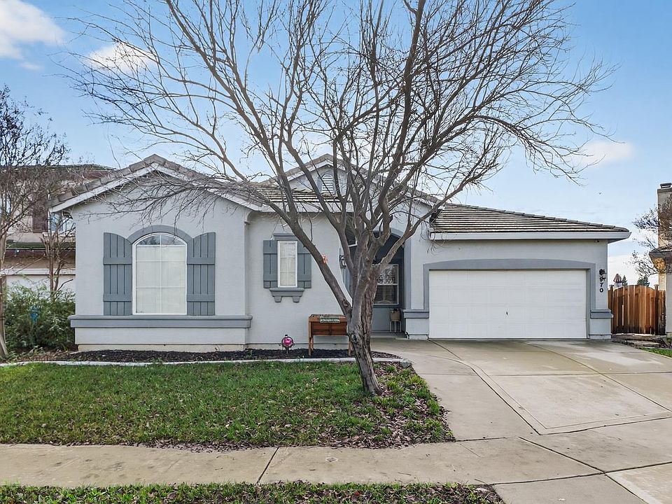 1st image of 970 Monterey Way
