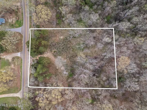 433 Highway, Bentonia, MS 39040