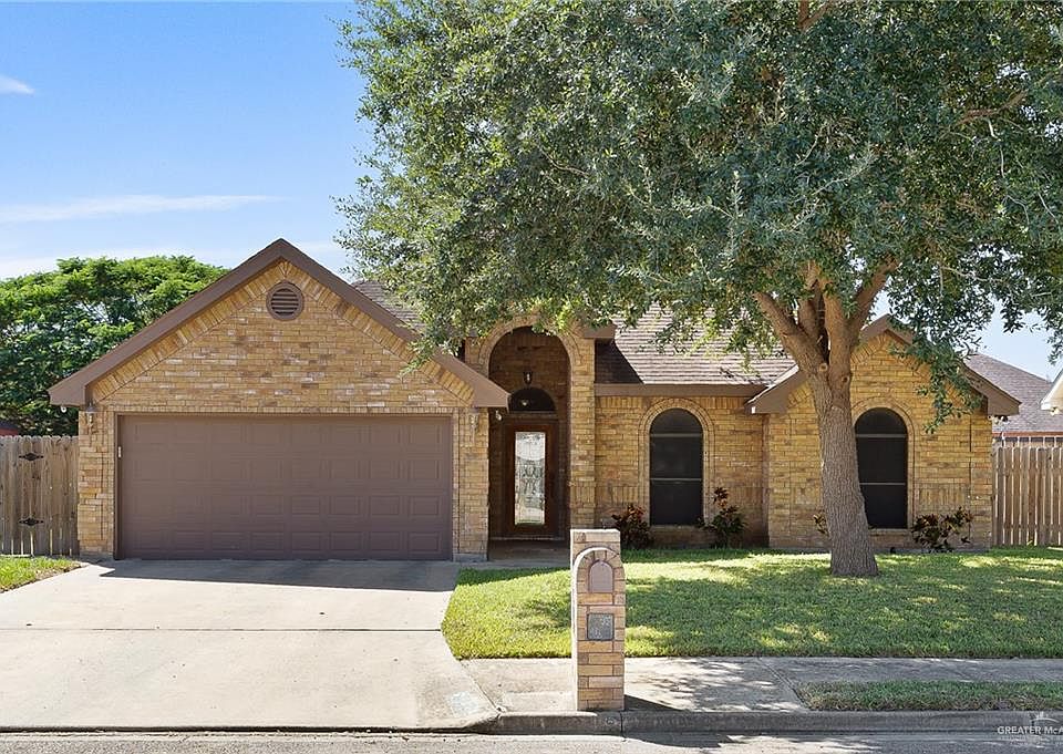 1st image of 409 Safari Dr