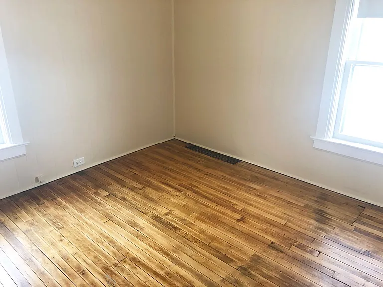 629 McClellan St — Photo 23