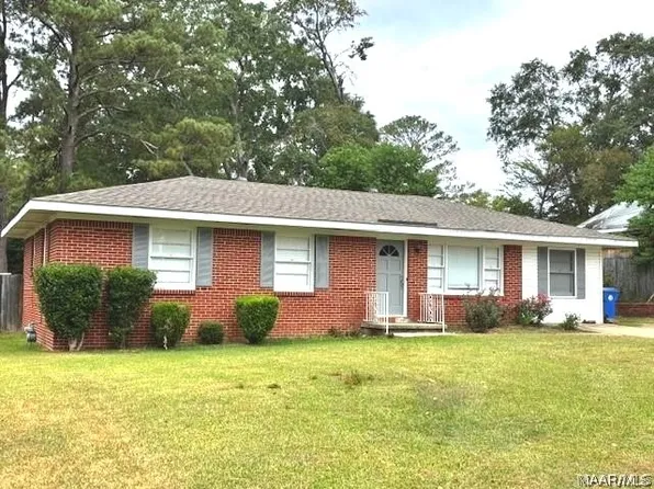 509 Woodvale Rd, Prattville, AL 36067