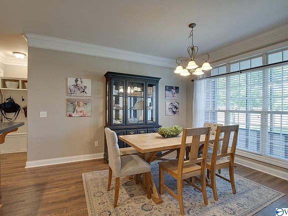 3rd image of 4921 Jenna Cir SE