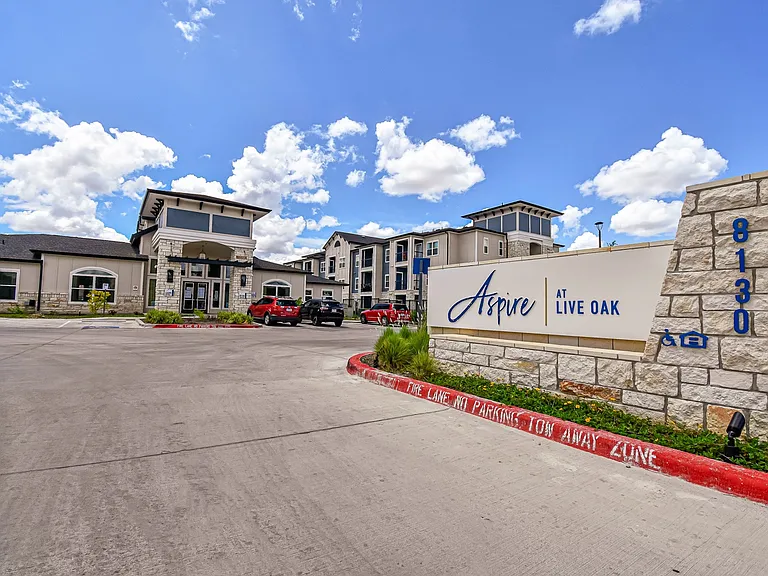 Aspire at Live Oak — Photo 7